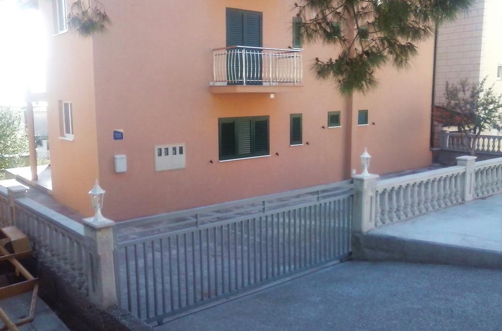Apartments Roncevic #Joko# Gradac  Εξωτερικό φωτογραφία